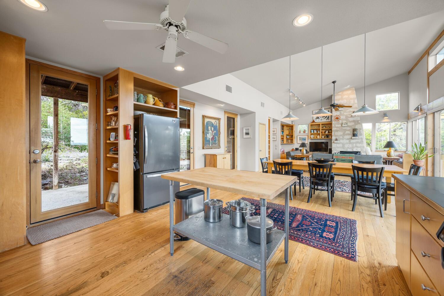 1401 Red Hawk Rd, Wimberley, TX 78676