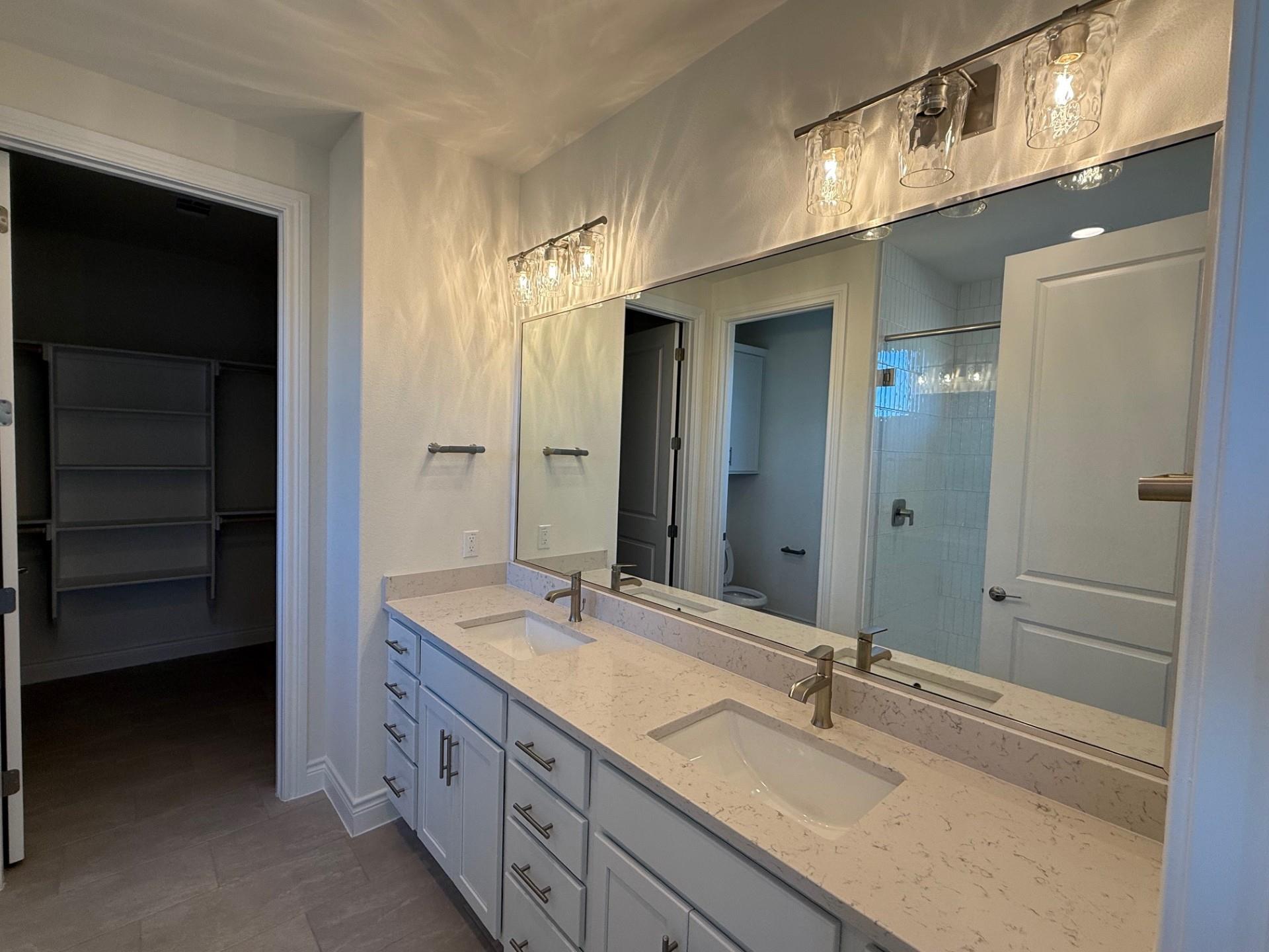 112 Broken Bow St, Horseshoe Bay, TX 78657