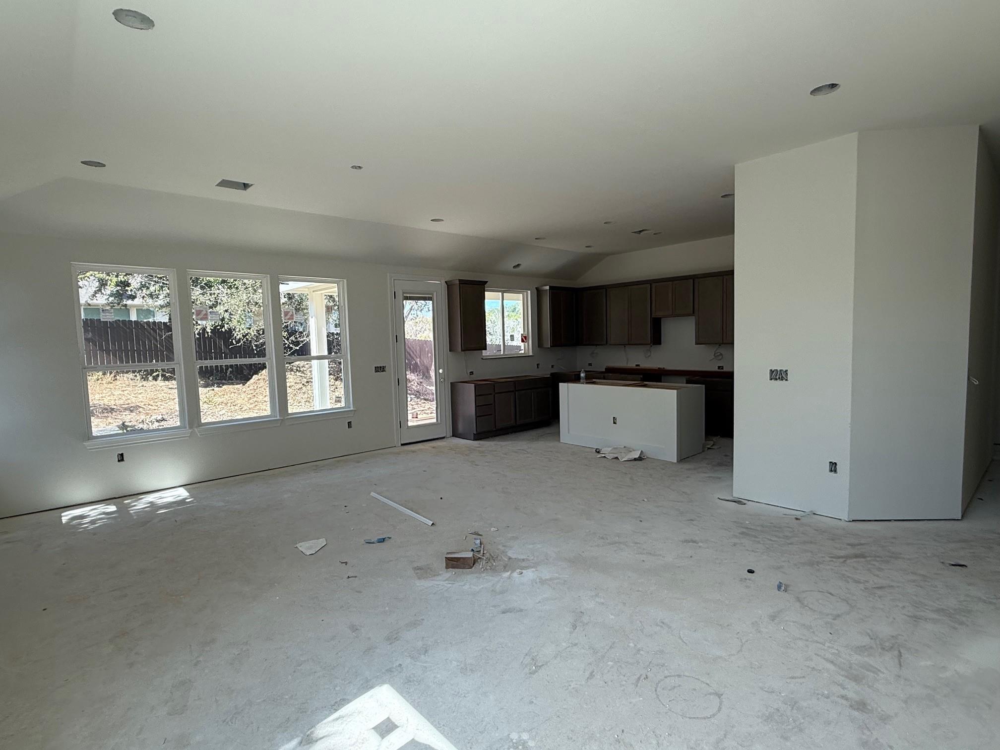 112 Broken Bow St, Horseshoe Bay, TX 78657