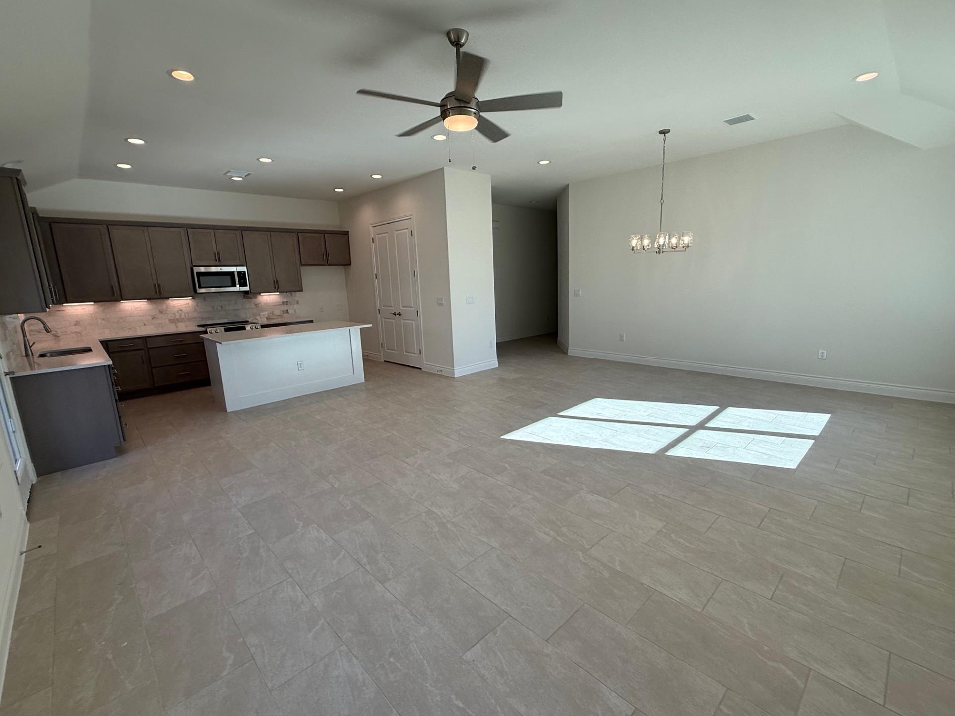 112 Broken Bow St, Horseshoe Bay, TX 78657