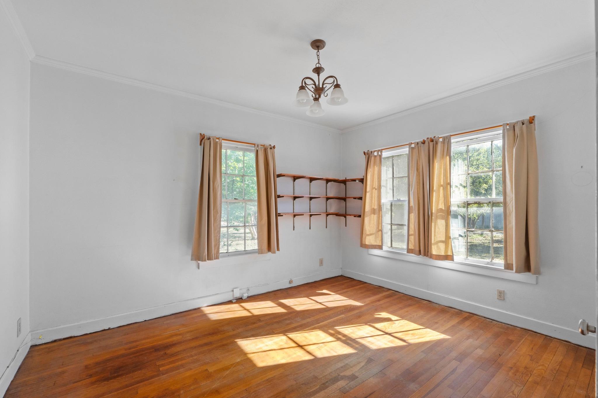 810 E 45th St, Austin, TX 78751