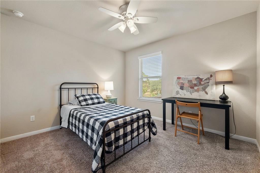 109 Hunts Link Rd, Dripping Springs, TX 78620