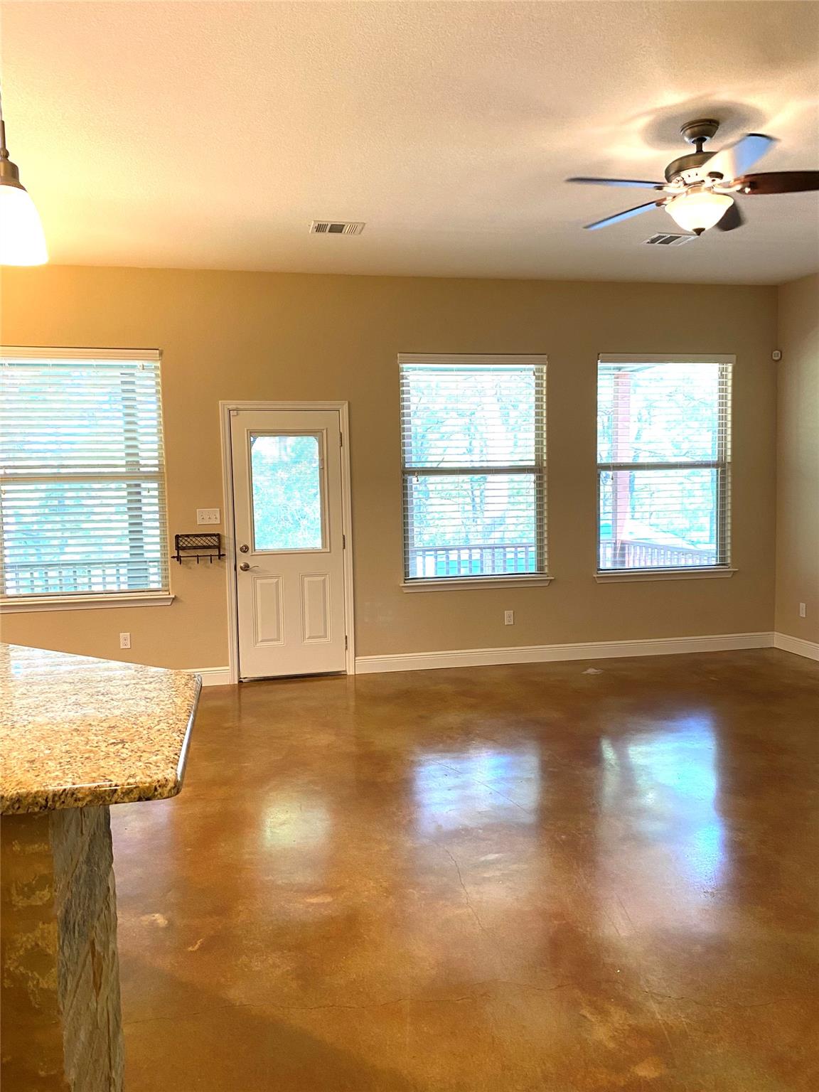 132 Akaloa Dr, Bastrop, TX 78602