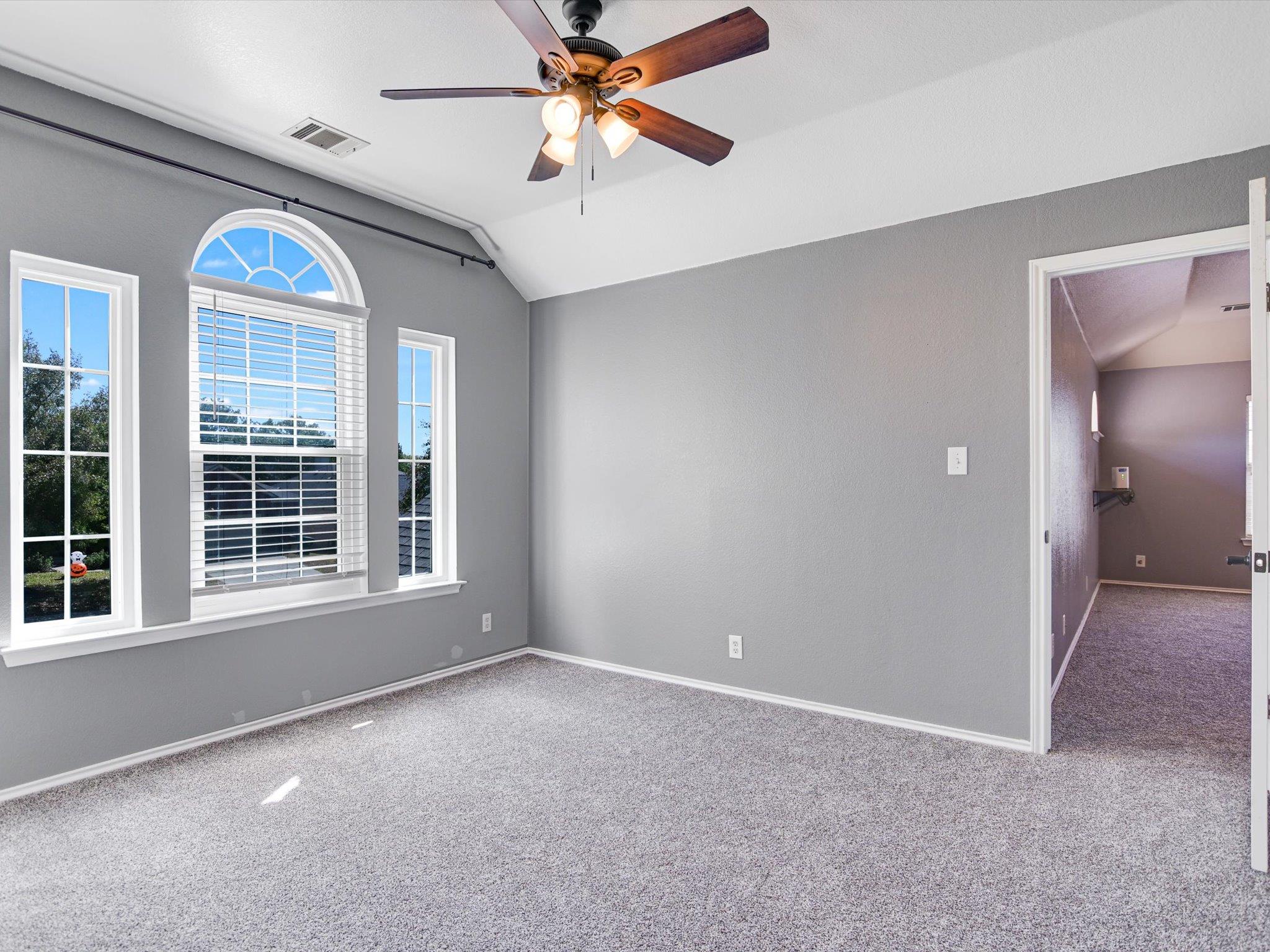 19910 Kennemer Dr, Pflugerville, TX 78660