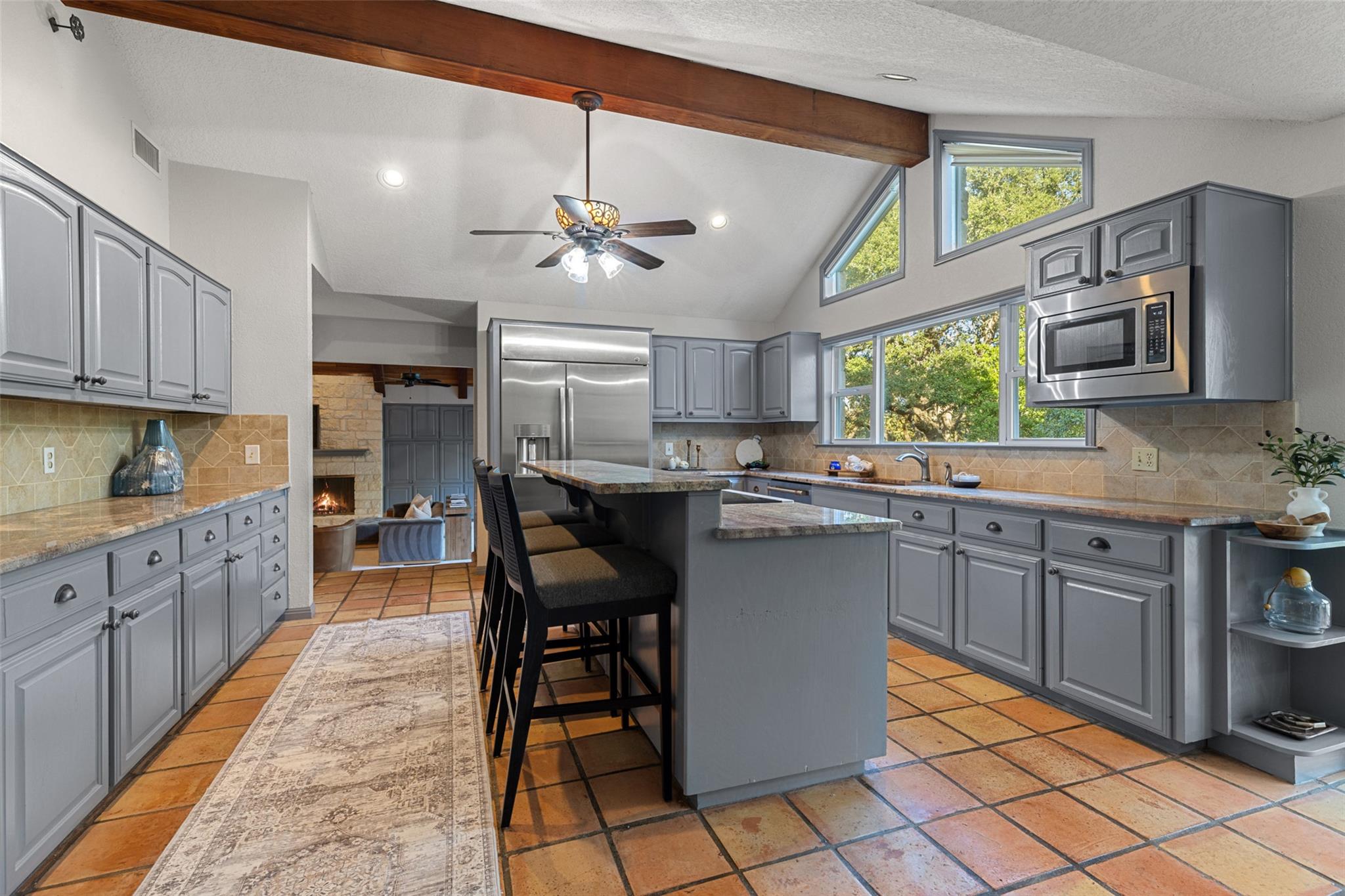 222 Winn Valley Dr, Wimberley, TX 78676