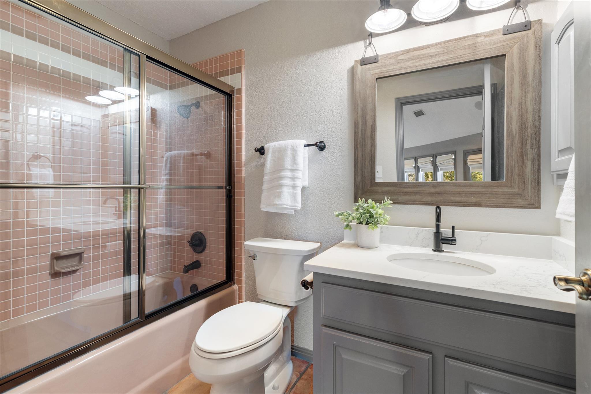 222 Winn Valley Dr, Wimberley, TX 78676