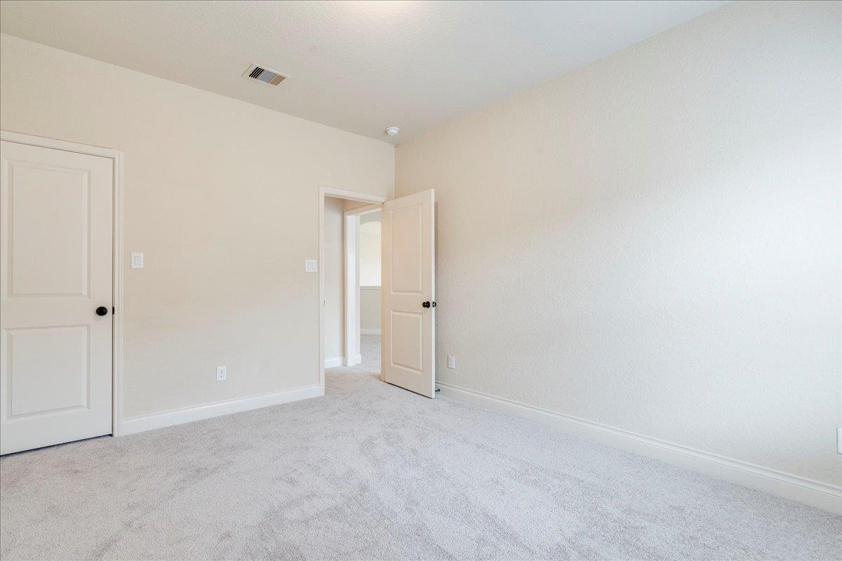 2933 Countryside Path, Seguin, TX 78155