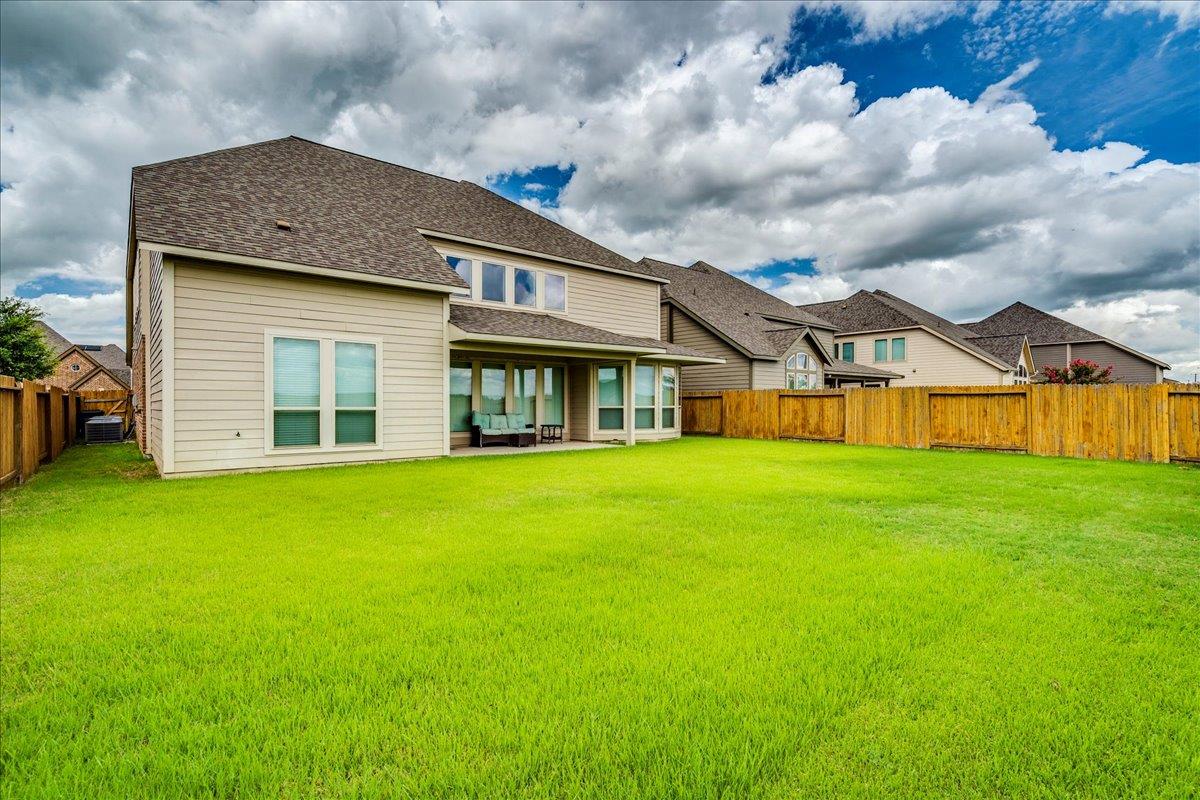 2933 Countryside Path, Seguin, TX 78155