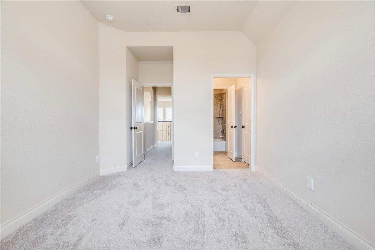 2933 Countryside Path, Seguin, TX 78155