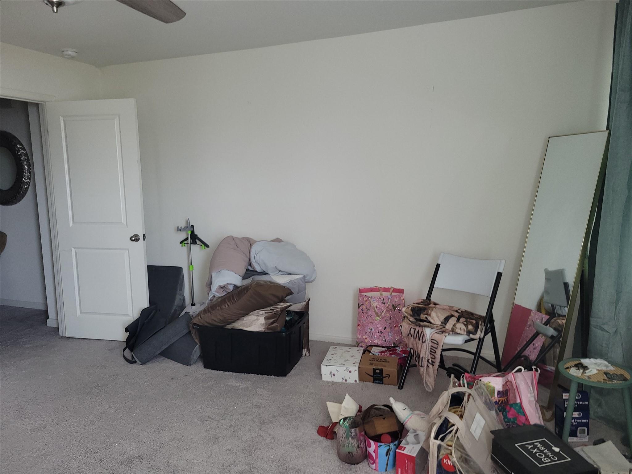 107 Gemsbok Rd, Hutto, TX 78634