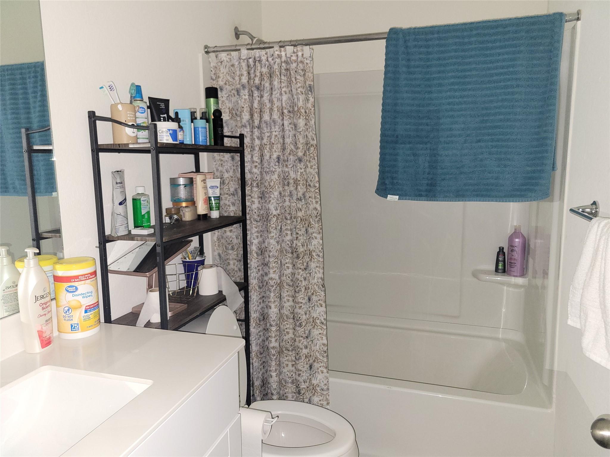 107 Gemsbok Rd, Hutto, TX 78634