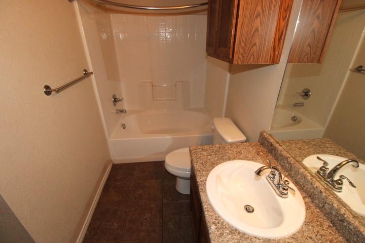 911 Brookview Dr, Copperas Cove, TX 76522