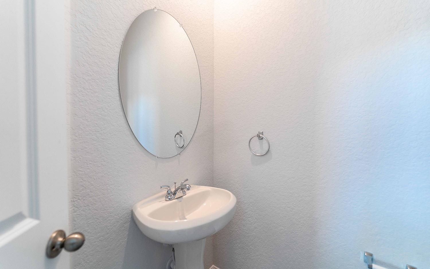 1216 Sweden, Seguin, TX 78155