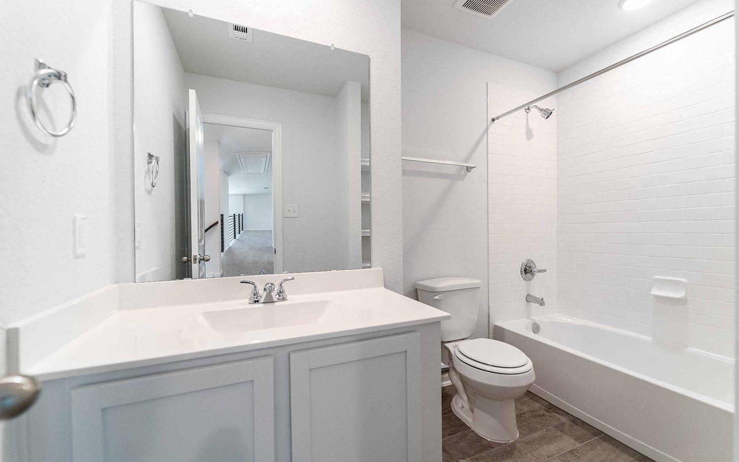 1216 Sweden, Seguin, TX 78155