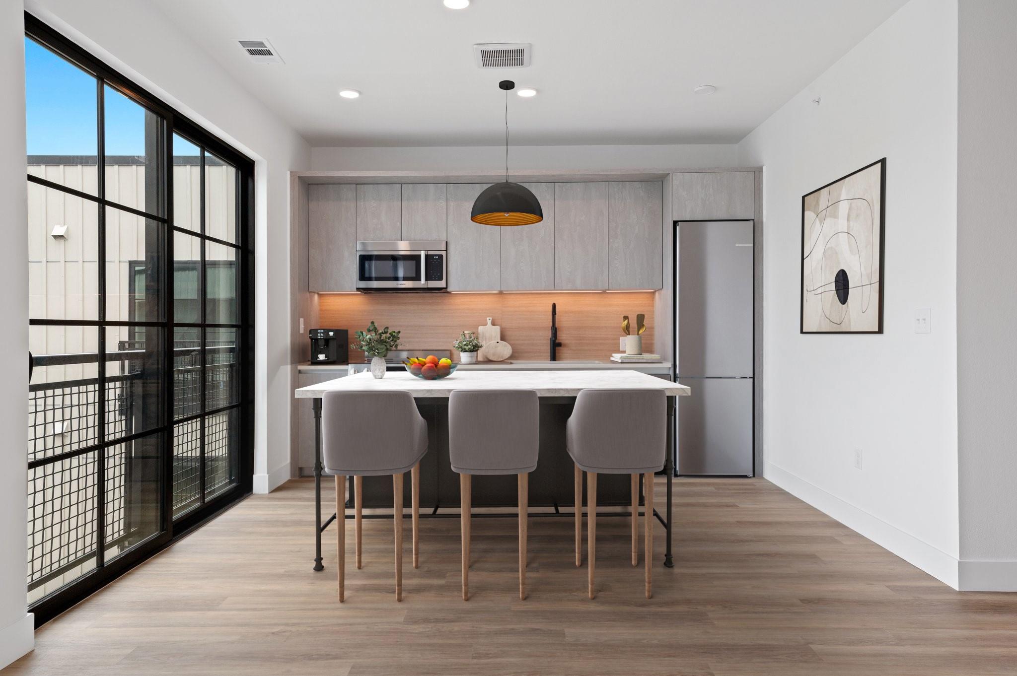 4315 S Congress Ave # 424, Austin, TX 78745