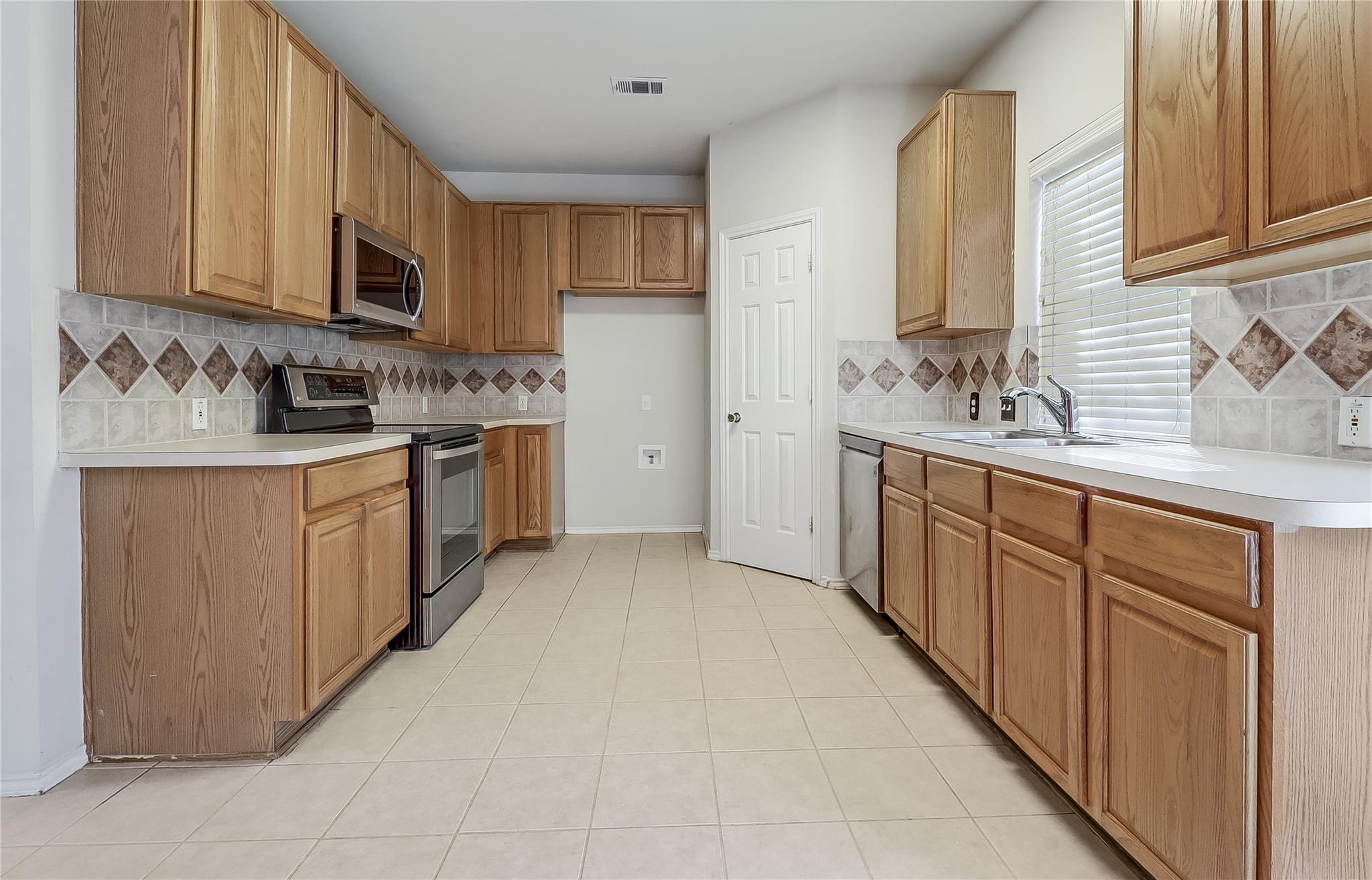 11125 Visa Rose Dr, Austin, TX 78748