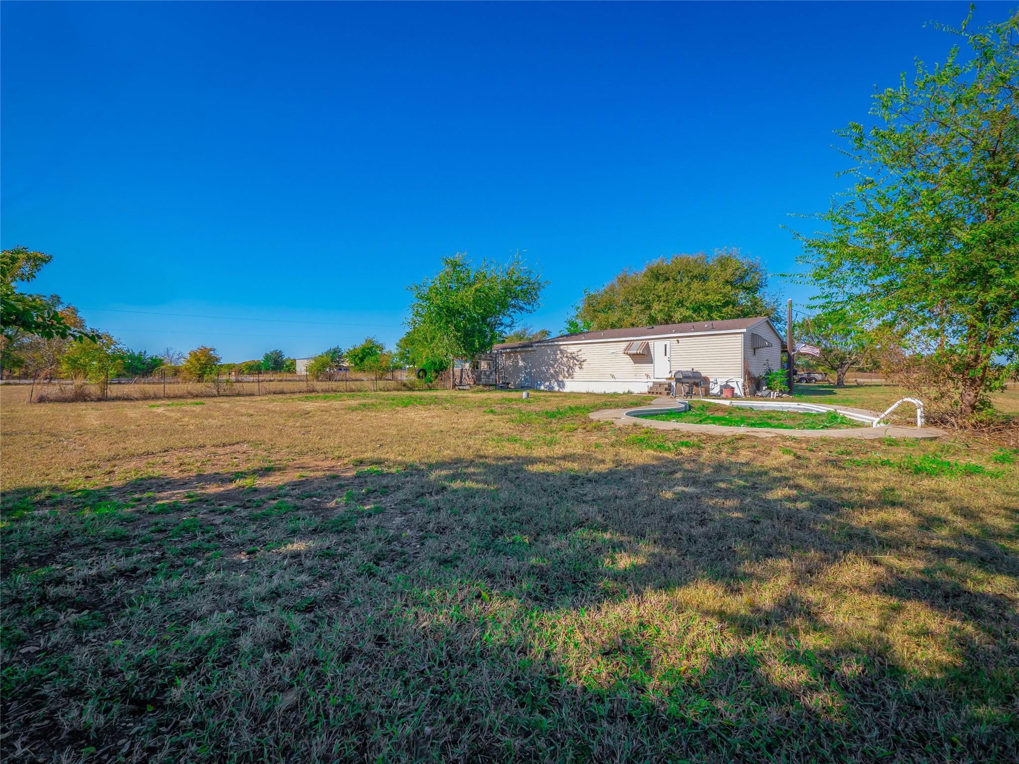 15881 Willow Grove Rd, Moody, TX 76557