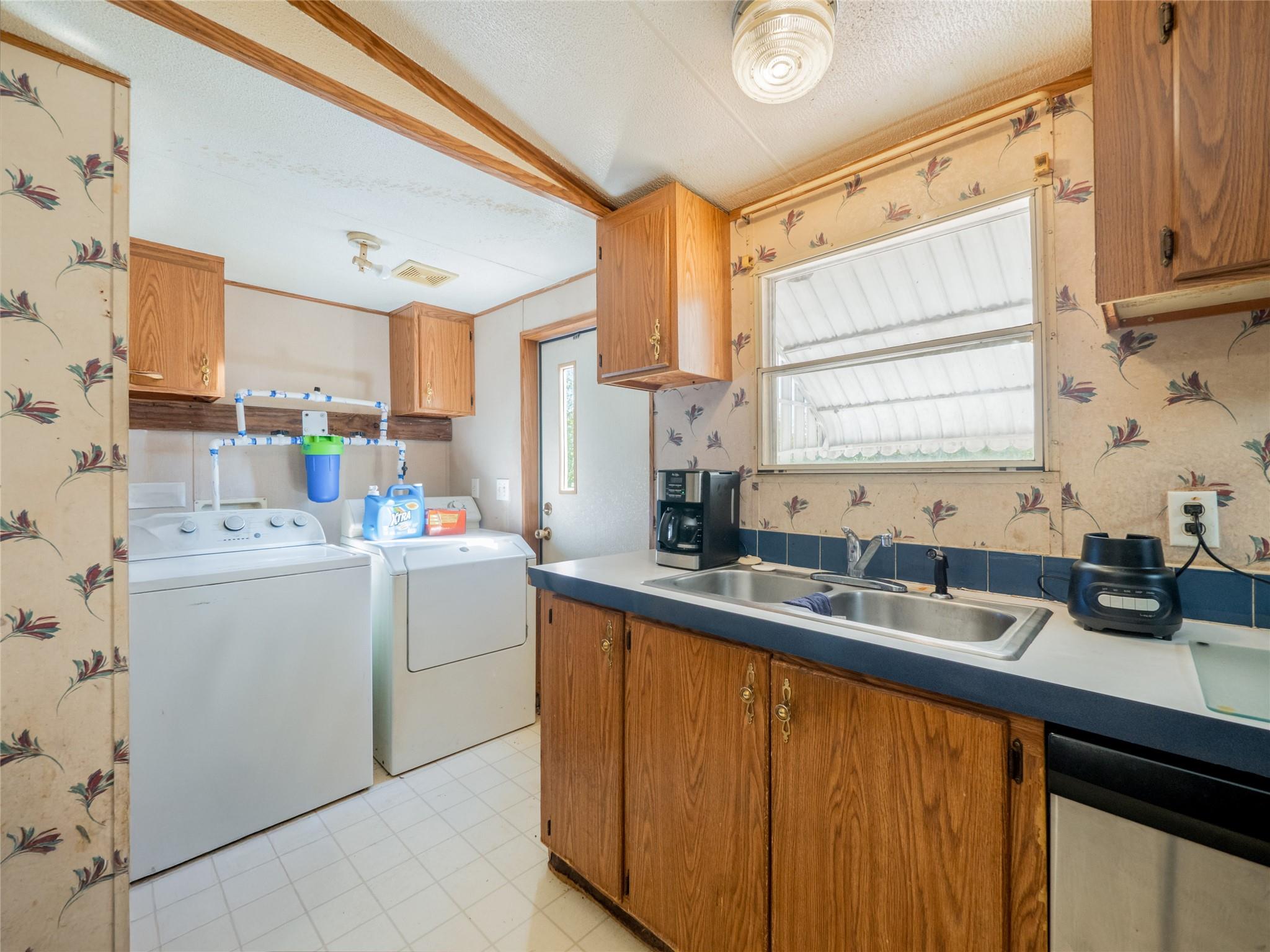 15881 Willow Grove Rd, Moody, TX 76557