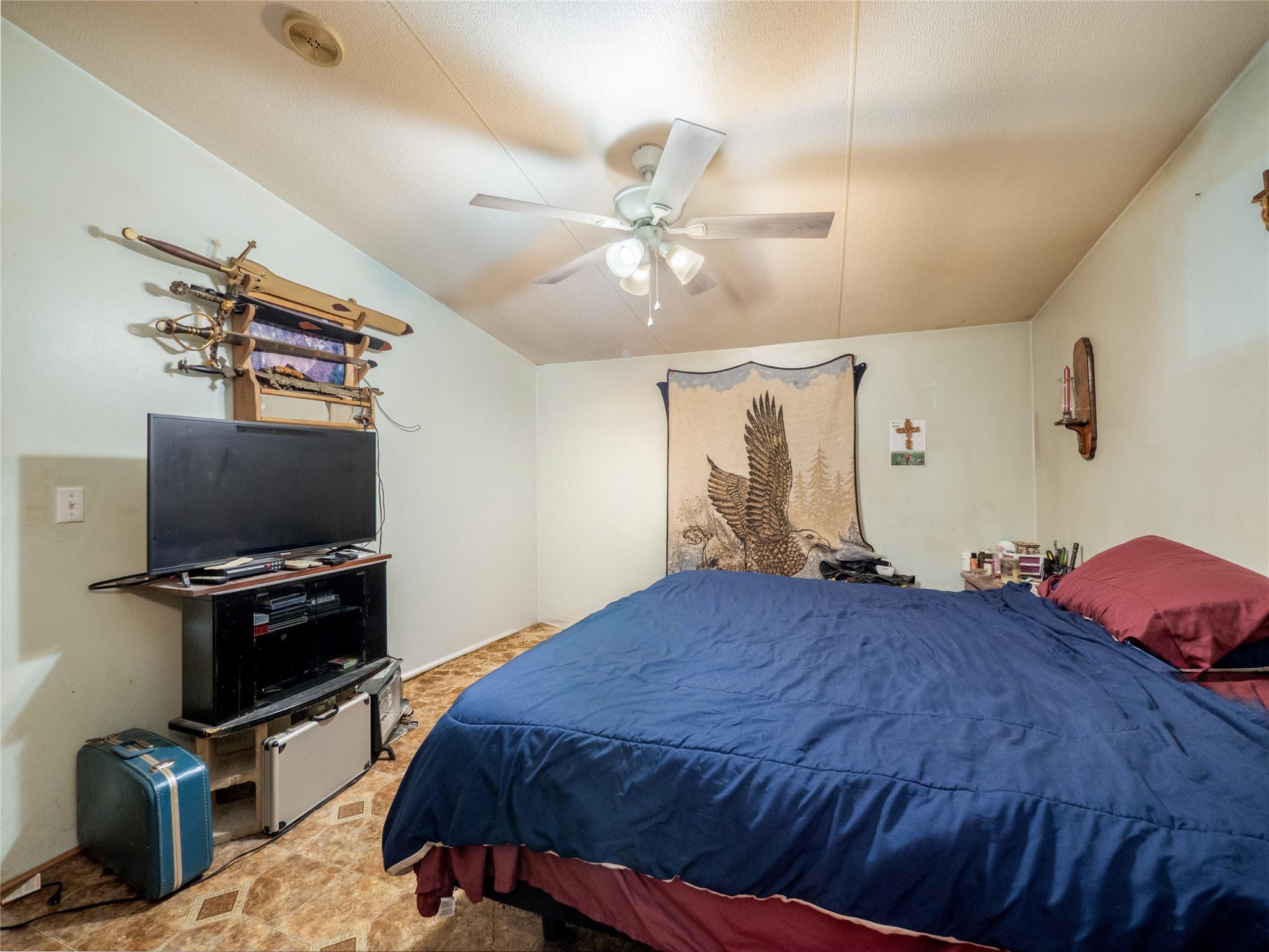 15881 Willow Grove Rd, Moody, TX 76557