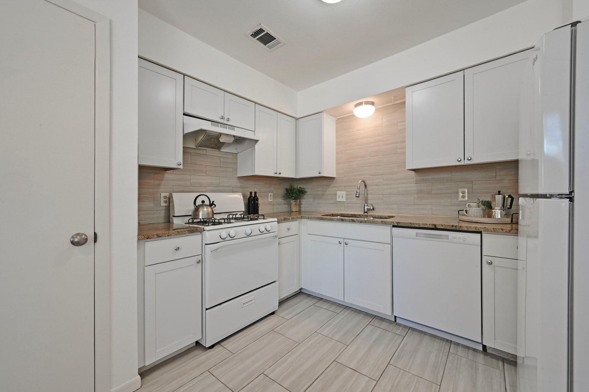 5904 Garden Oaks Dr, Austin, TX 78745