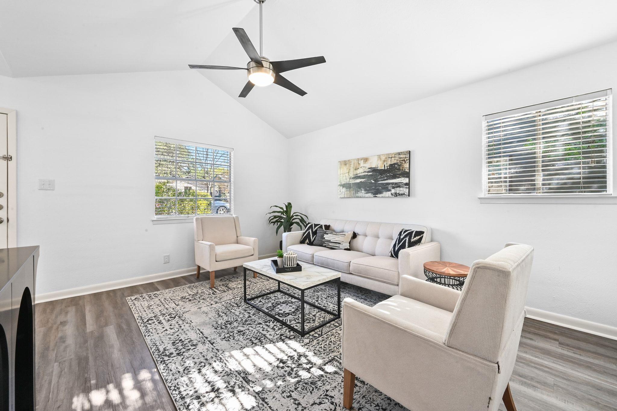 5904 Garden Oaks Dr, Austin, TX 78745