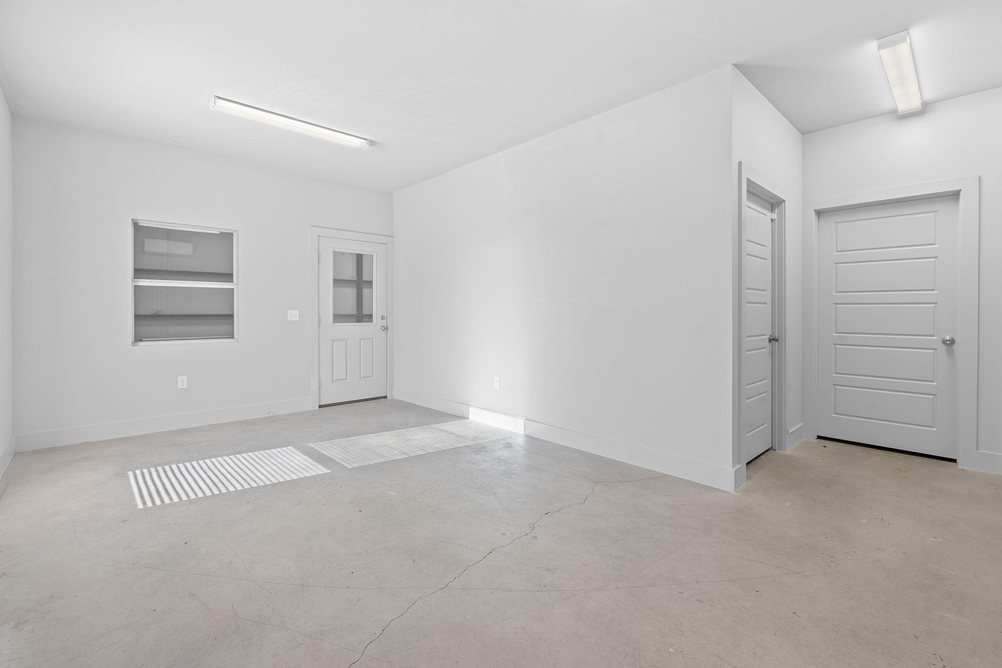 14707 Fitzhugh Rd # D-100, Austin, TX 78736