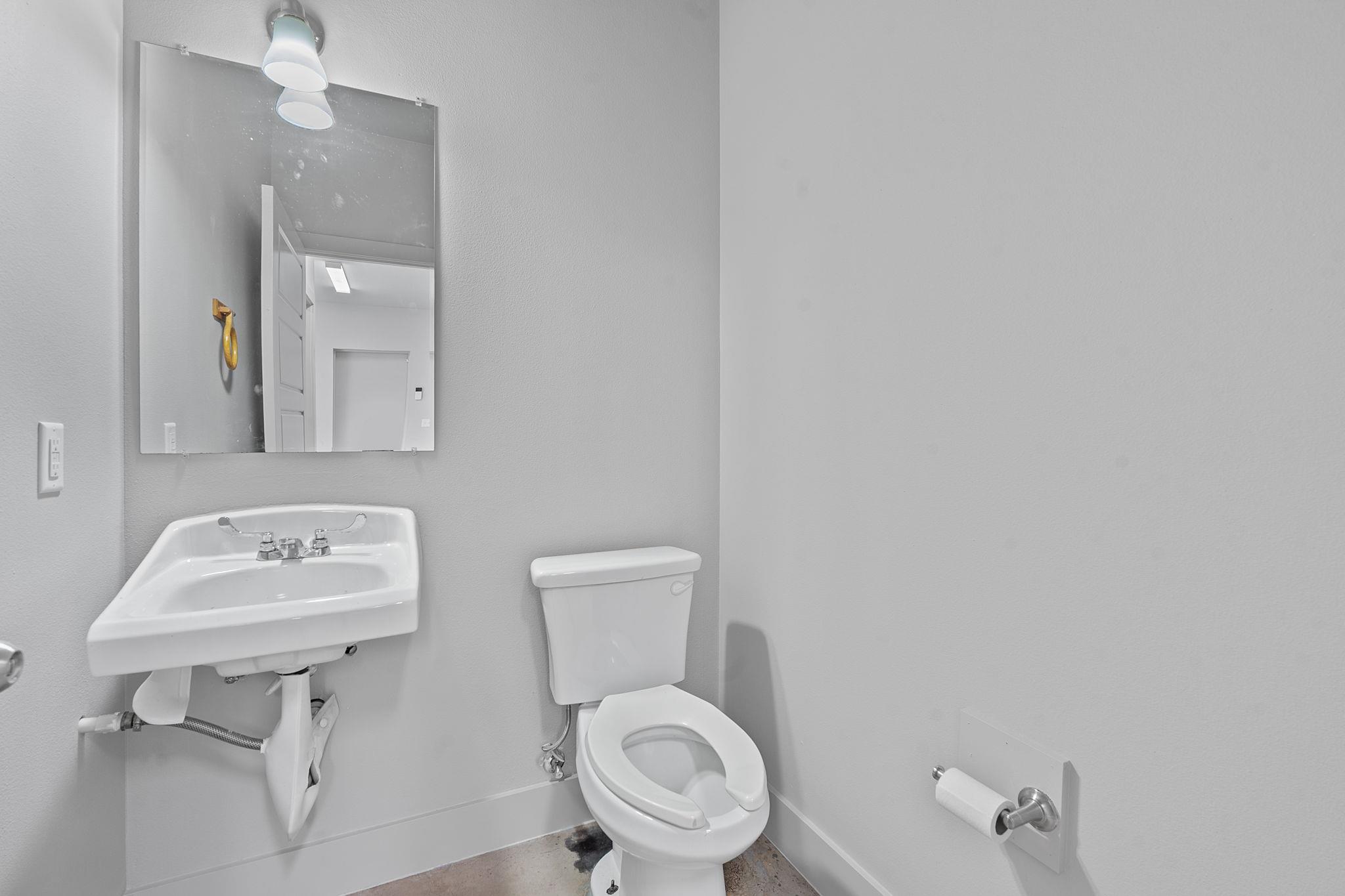 14707 Fitzhugh Rd # D-100, Austin, TX 78736