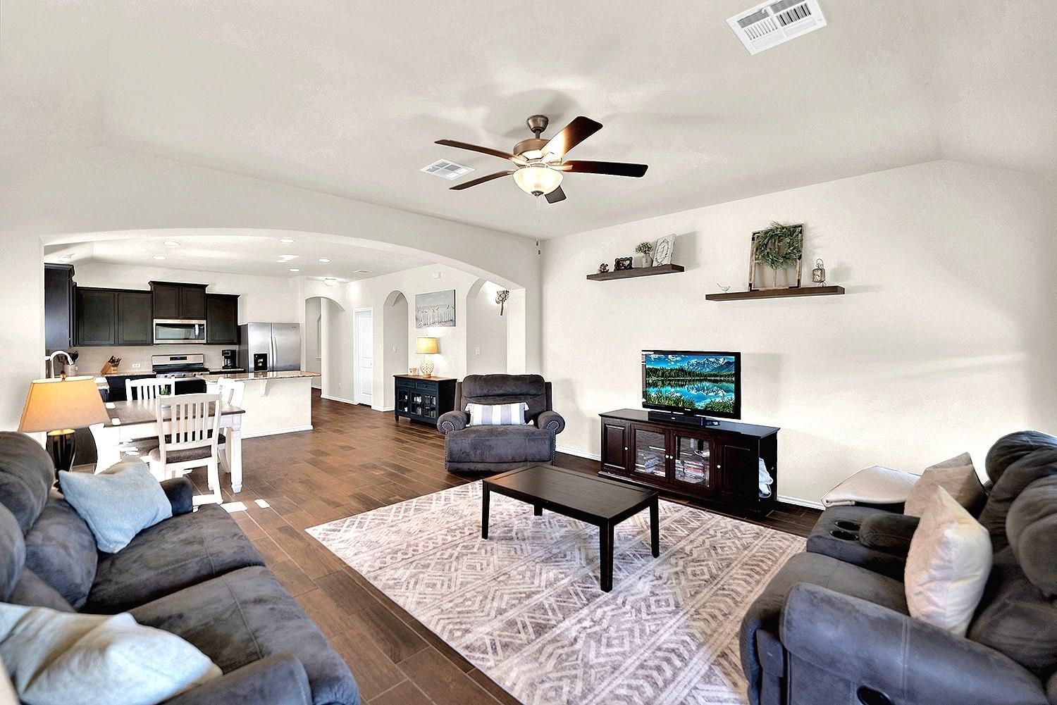 116 Alba Ave, San Marcos, TX 78666