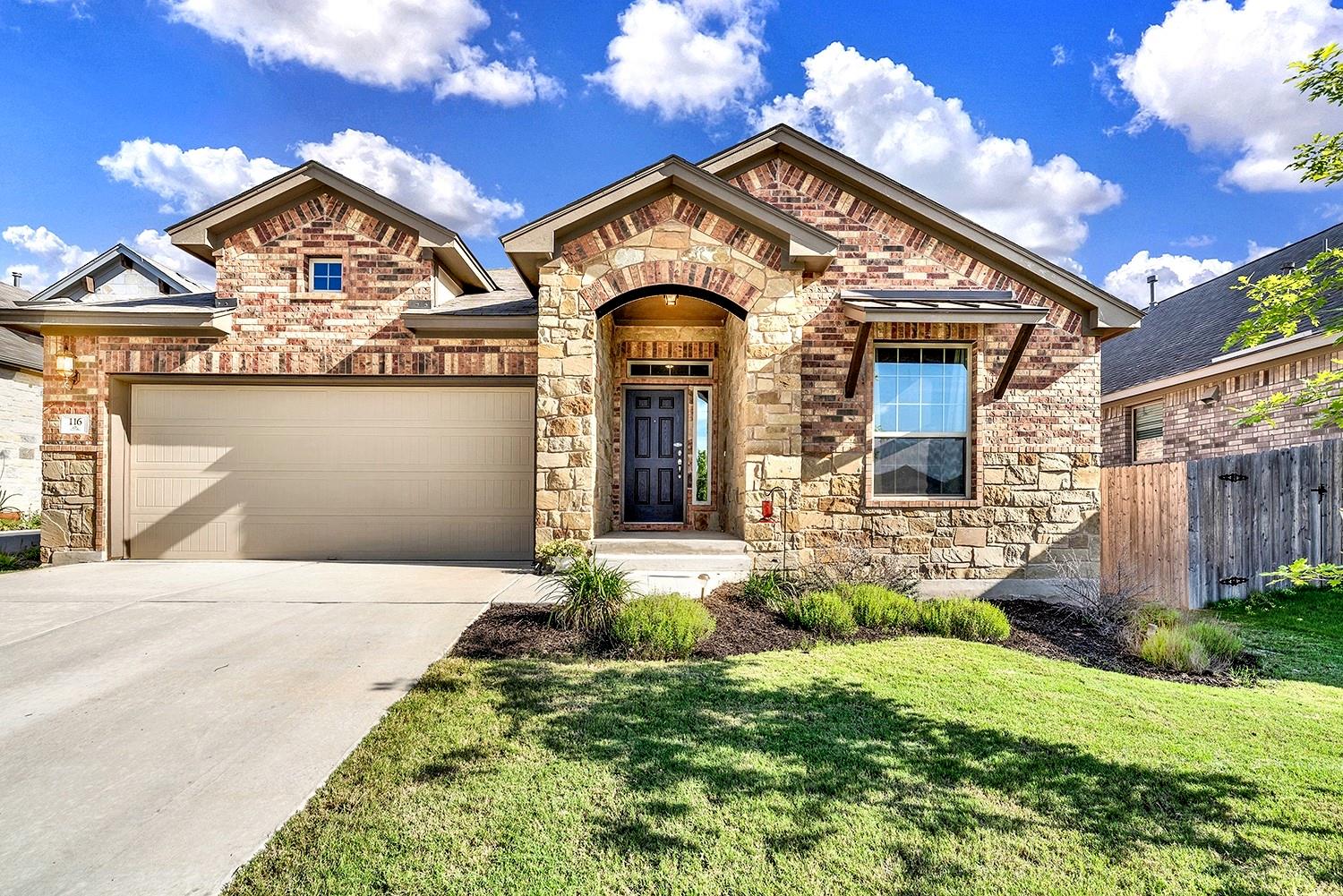 116 Alba Ave, San Marcos, TX 78666