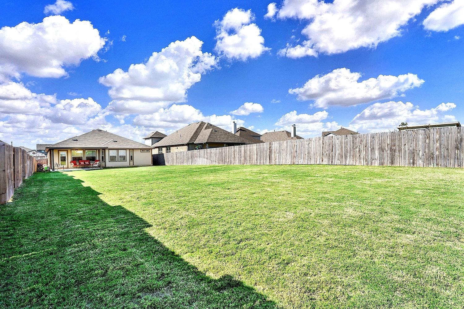 116 Alba Ave, San Marcos, TX 78666