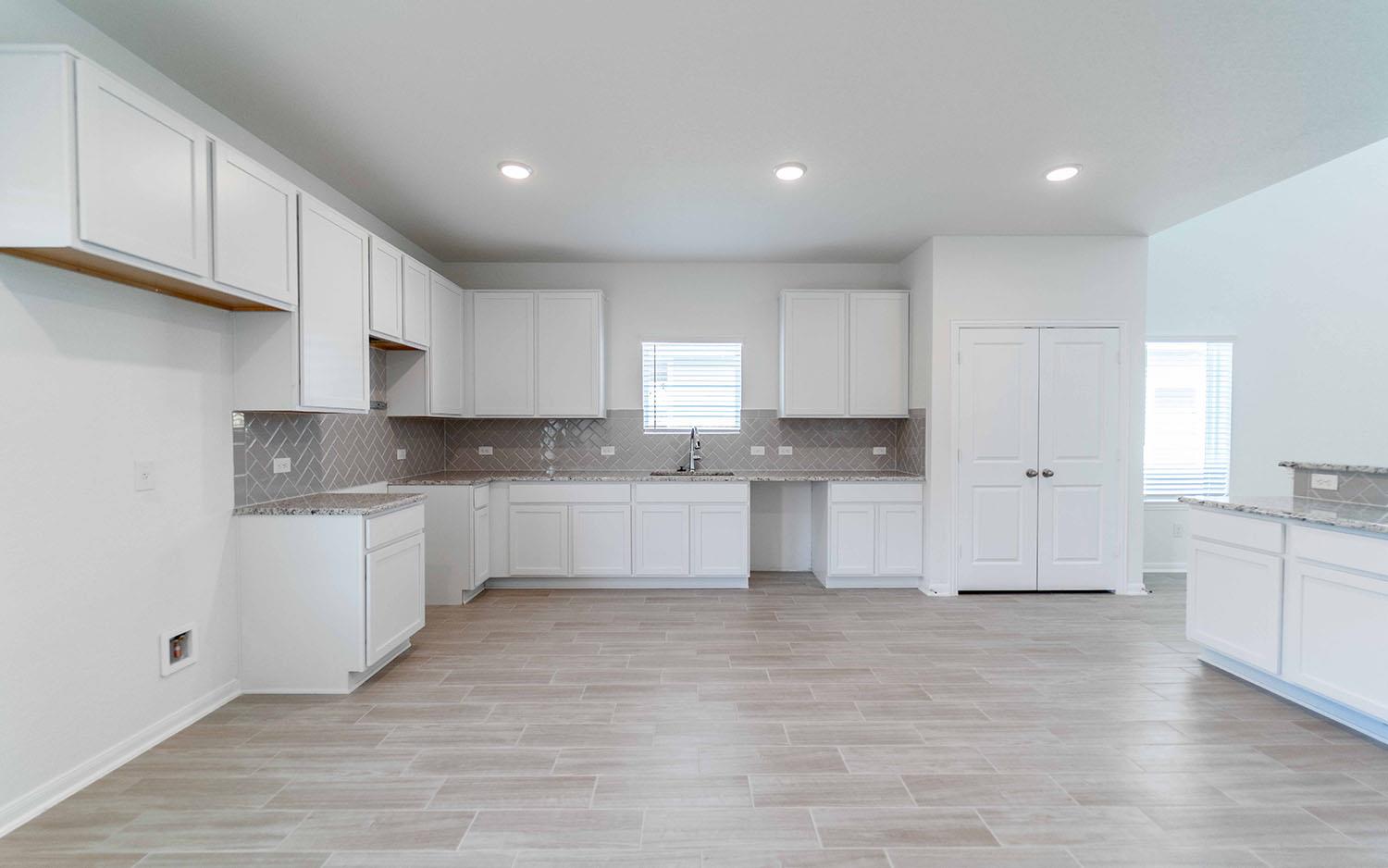 1225 Agnus Grv, Seguin, TX 78155