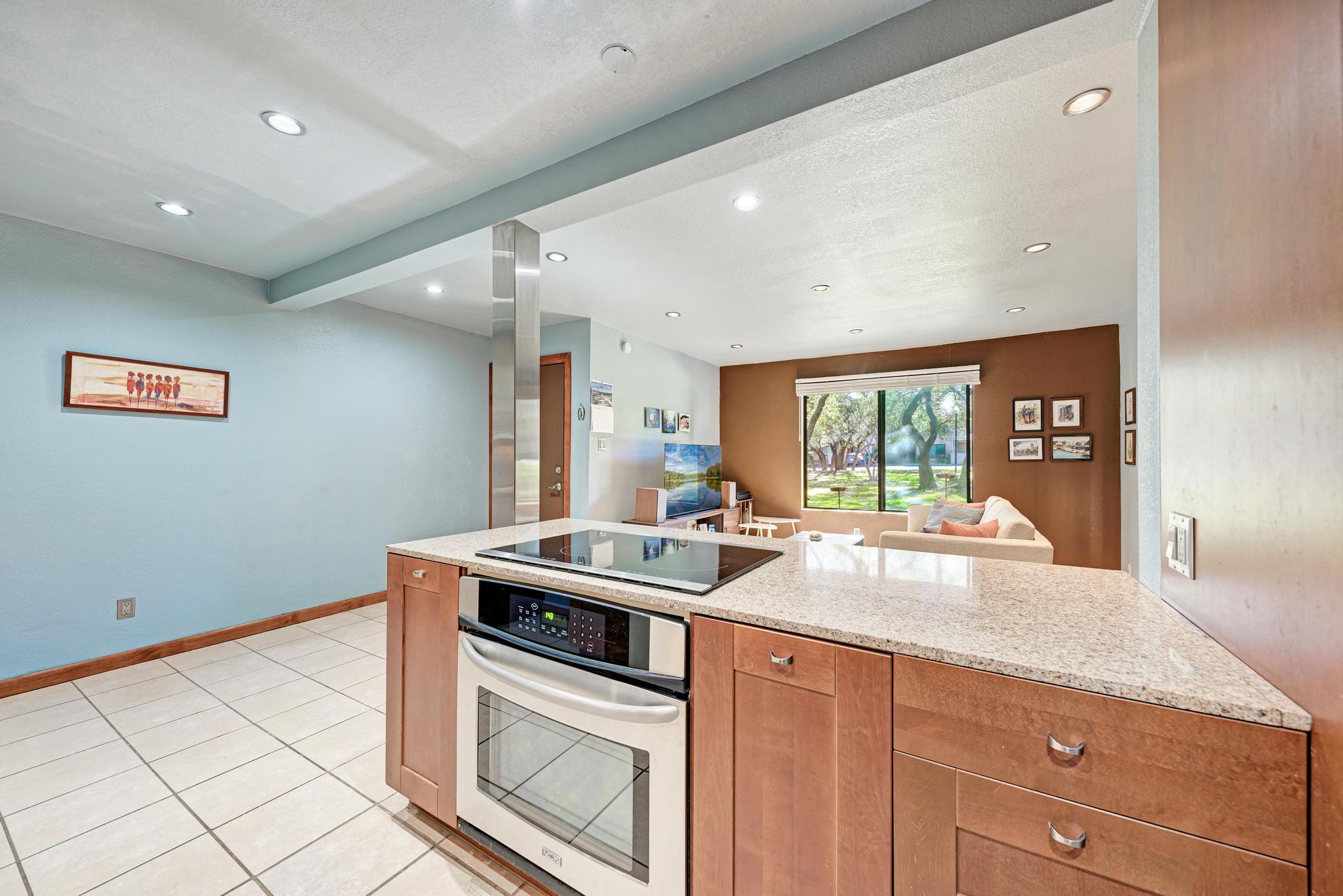 8210 Bent Tree Rd # 138, Austin, TX 78759