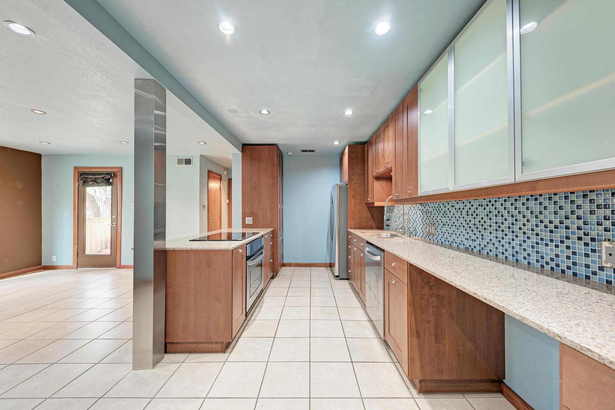 8210 Bent Tree Rd # 138, Austin, TX 78759