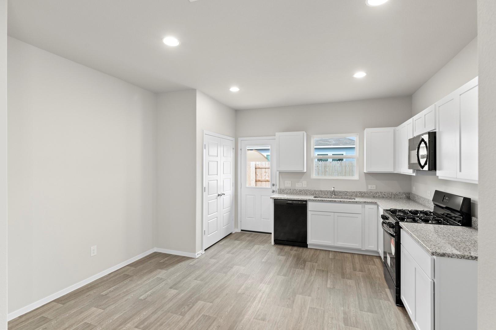 348 Jade St, Maxwell, TX 78656