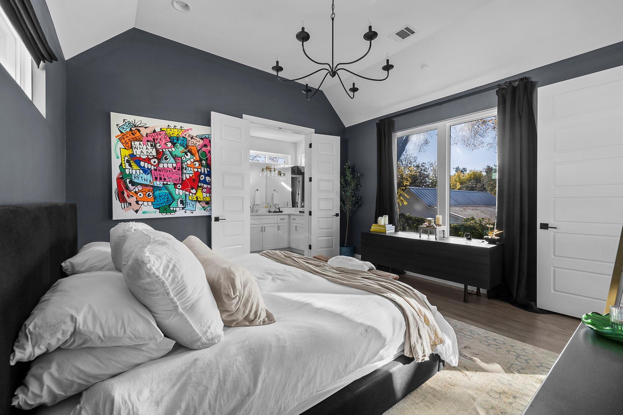 404 Powell Cir # B, Austin, TX 78704