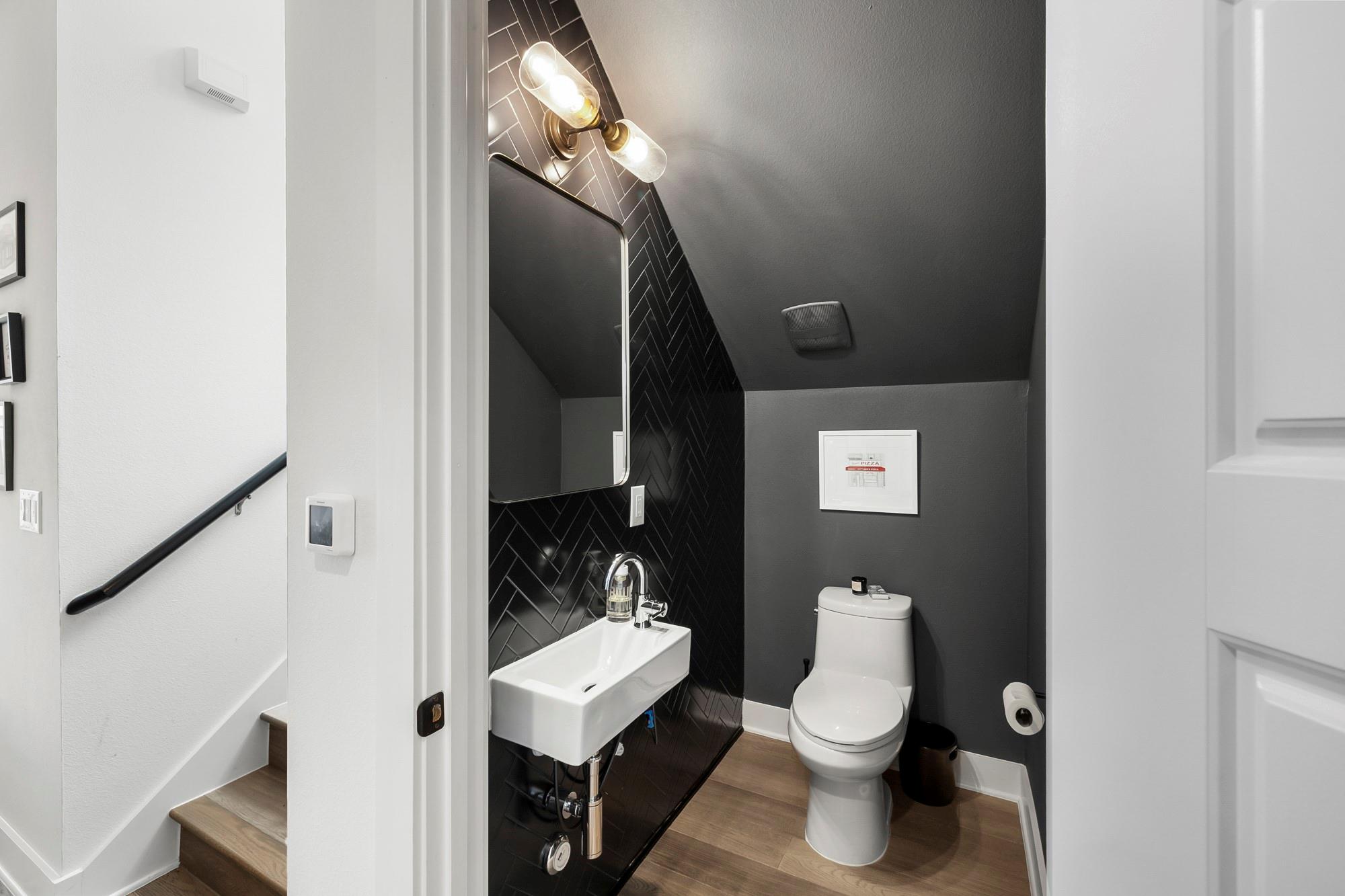 404 Powell Cir # B, Austin, TX 78704