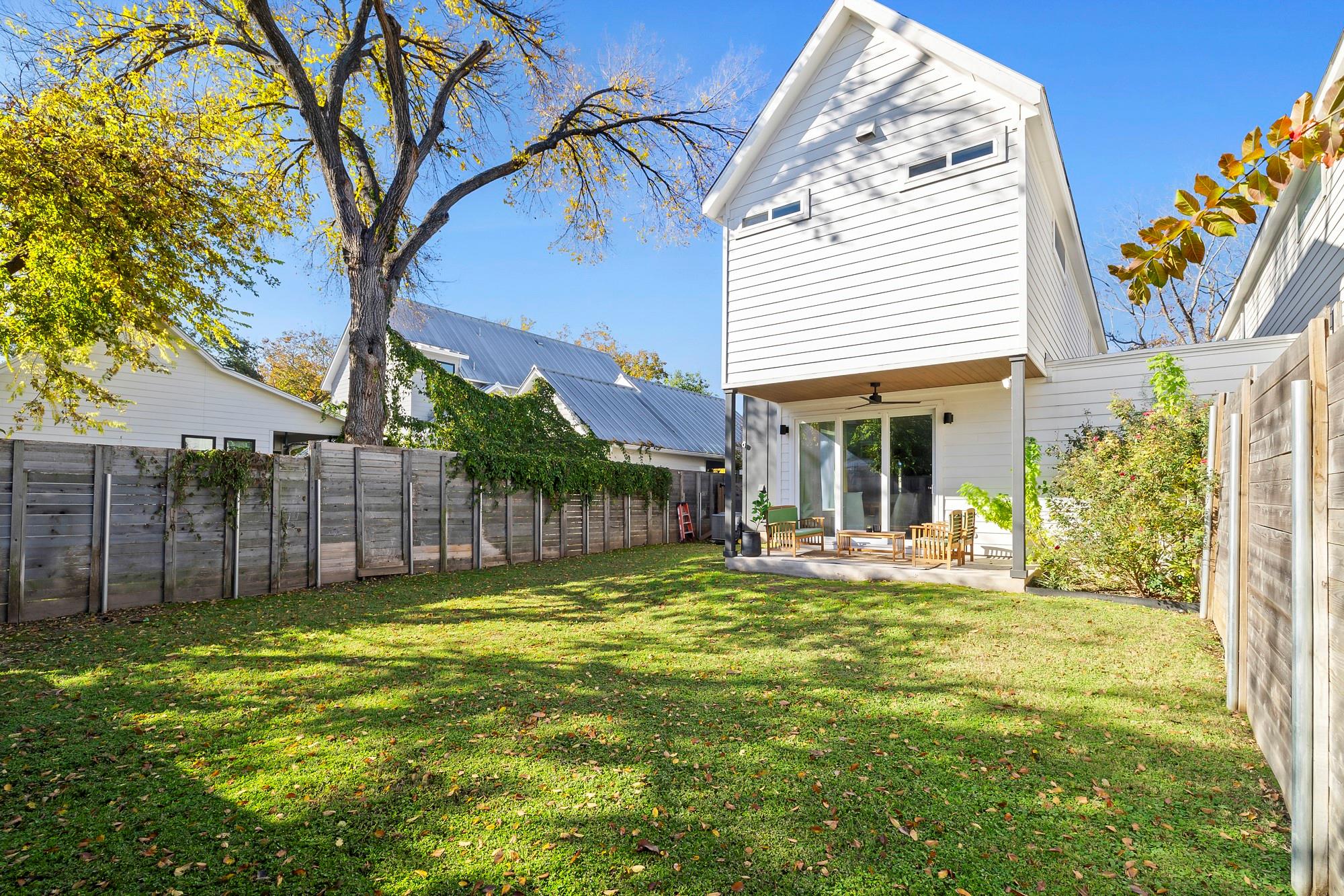 404 Powell Cir # B, Austin, TX 78704