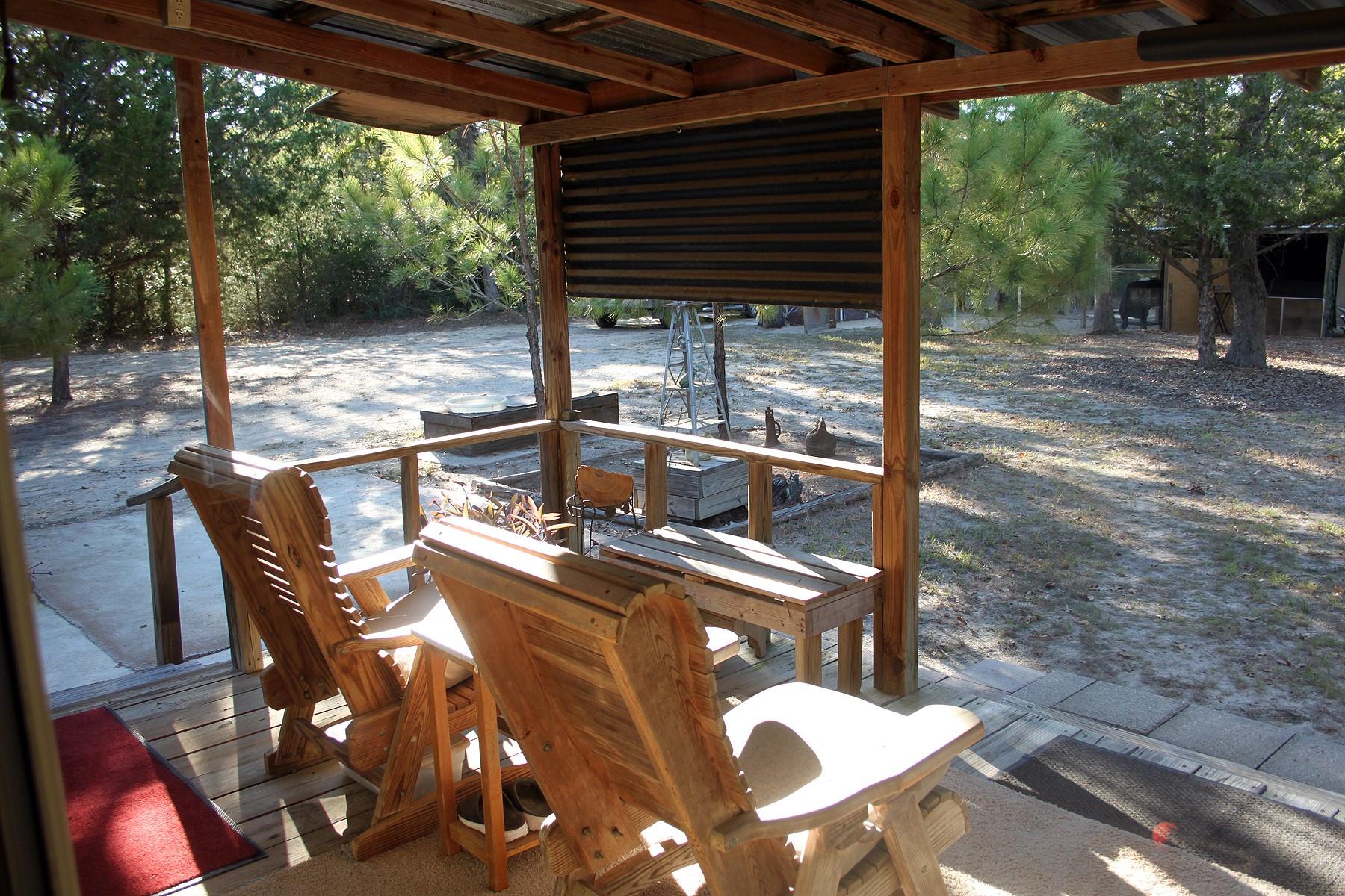 224 Sides Ln, Lockhart, TX 78644