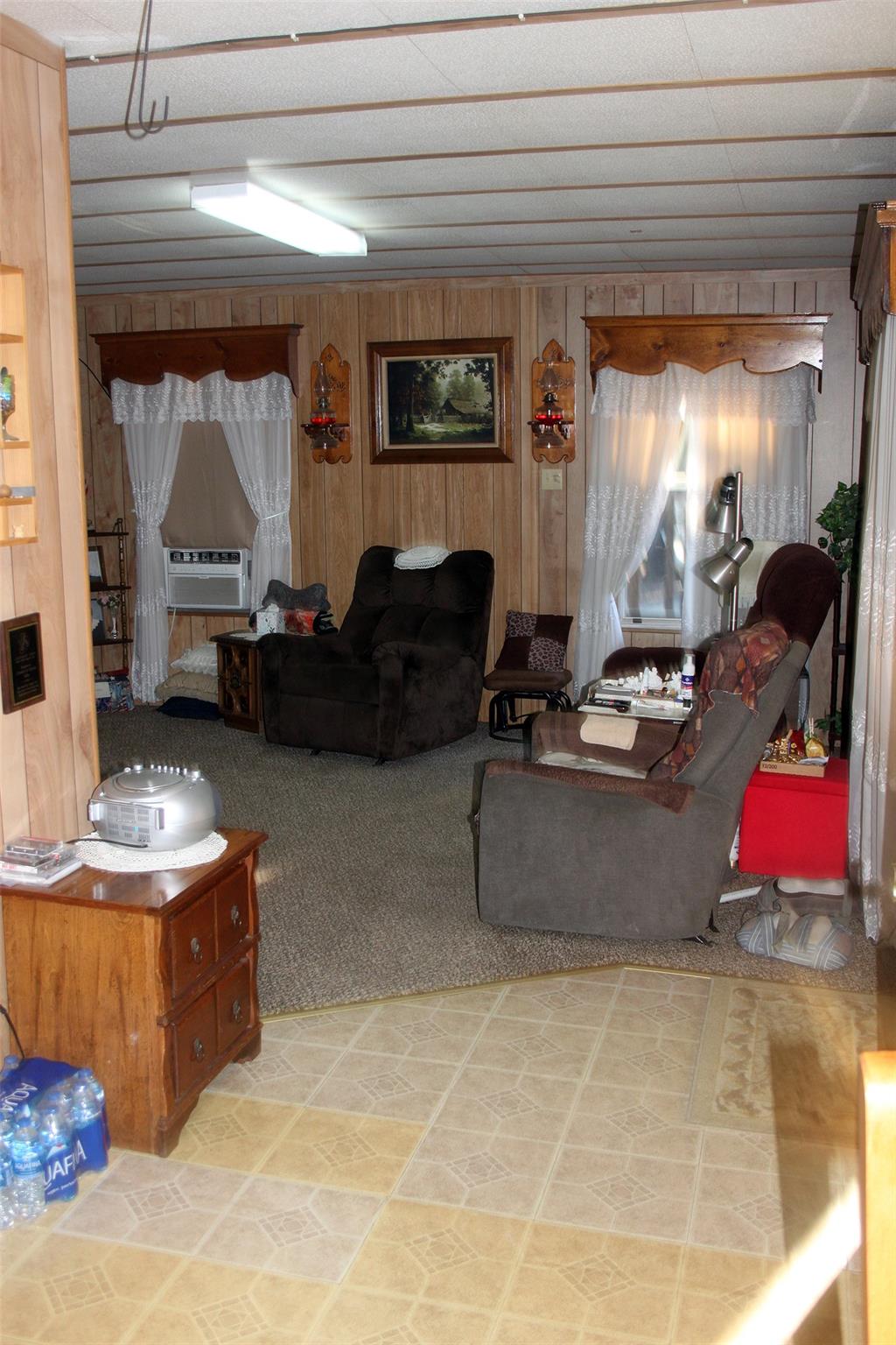 224 Sides Ln, Lockhart, TX 78644