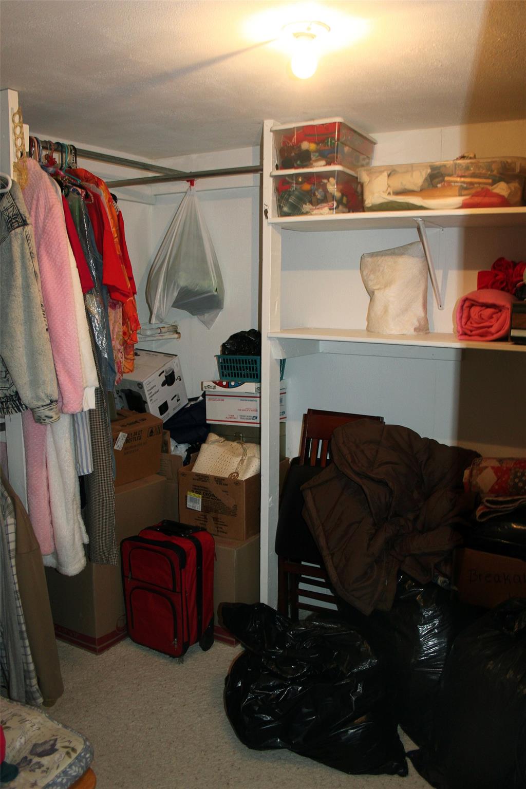 224 Sides Ln, Lockhart, TX 78644