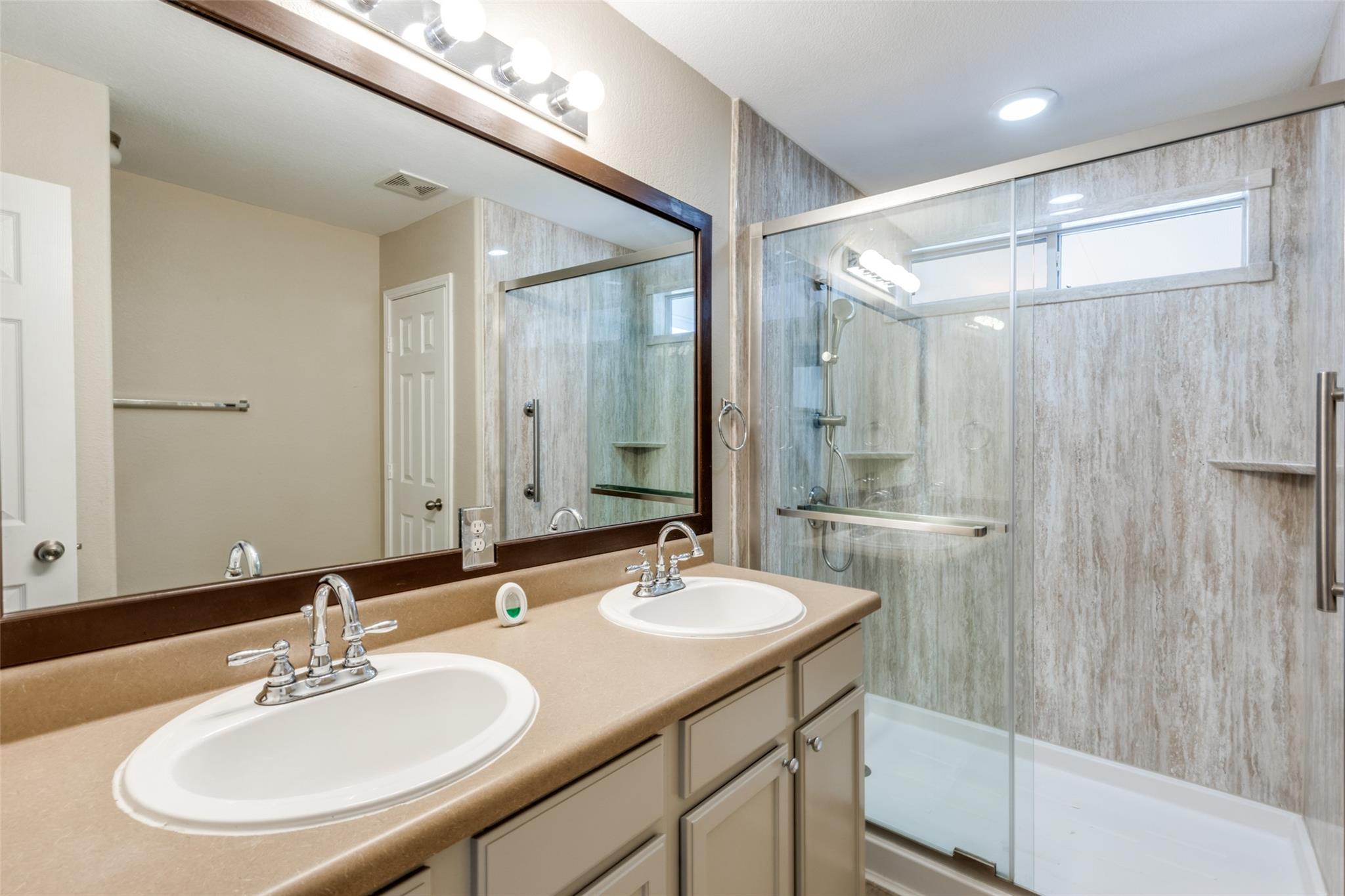 12000 Gaelic Dr, Austin, TX 78754