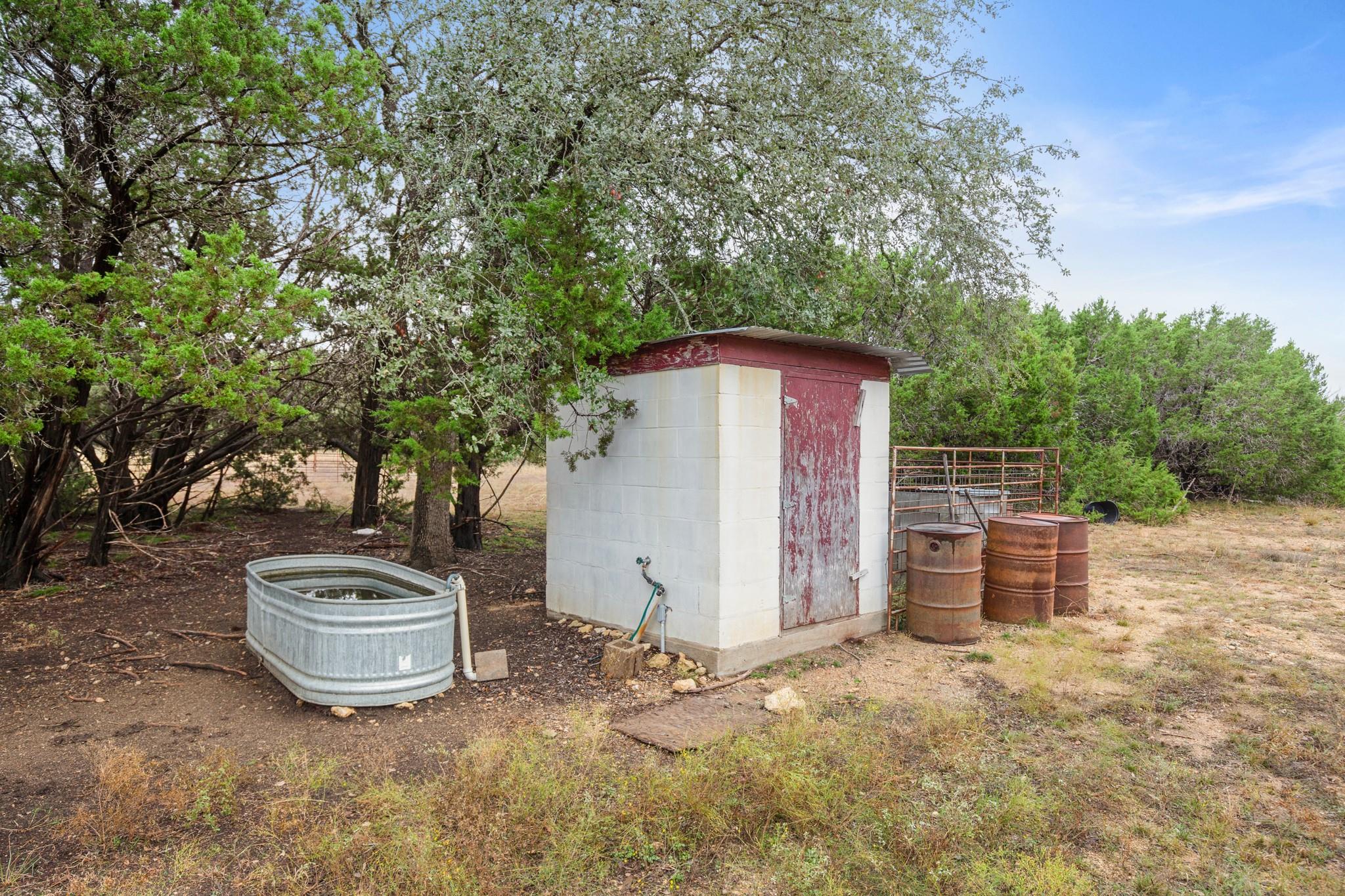 4340 County Road 284 Rd, Liberty Hill, TX 78642