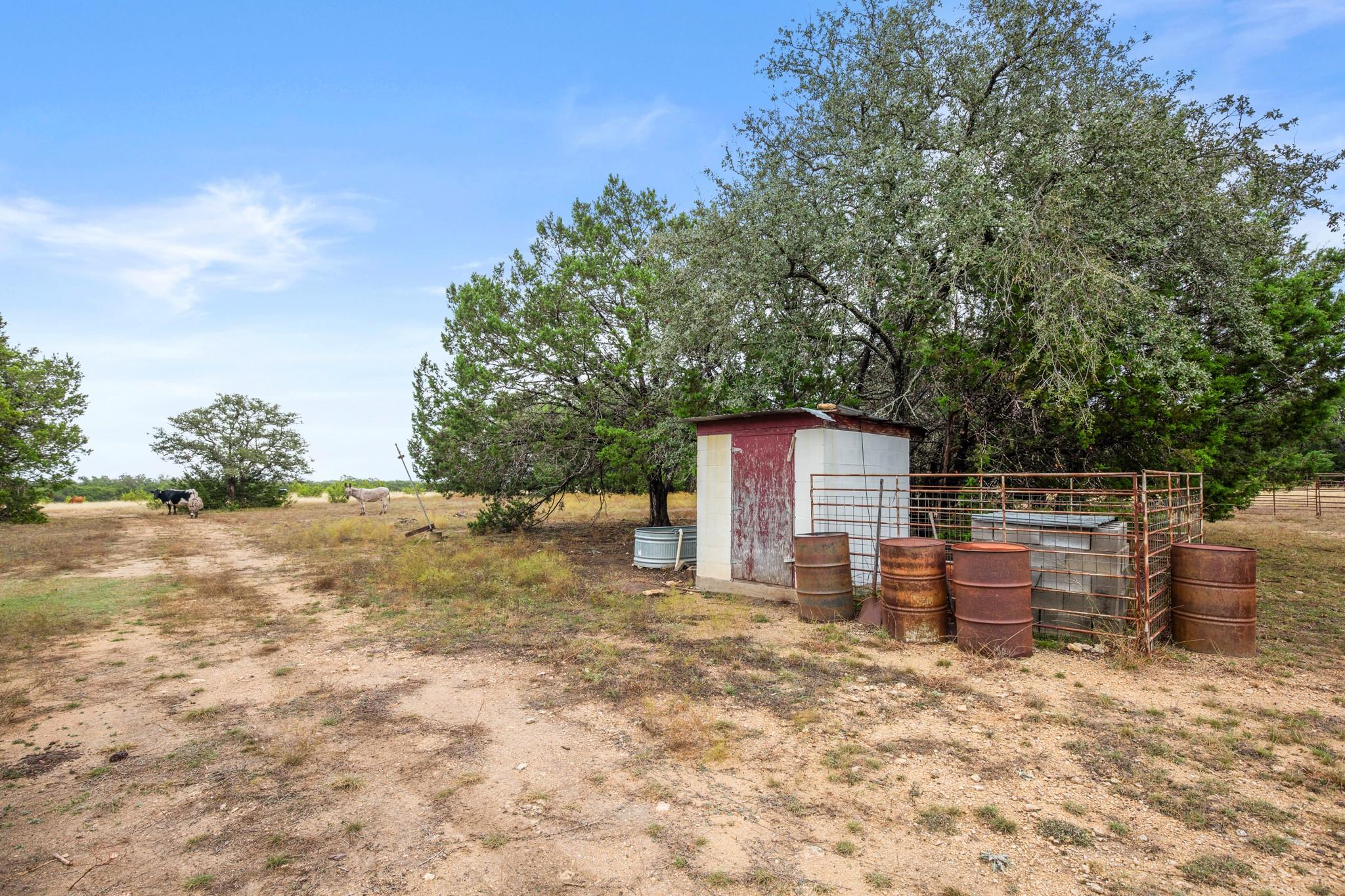 4340 County Road 284 Rd, Liberty Hill, TX 78642