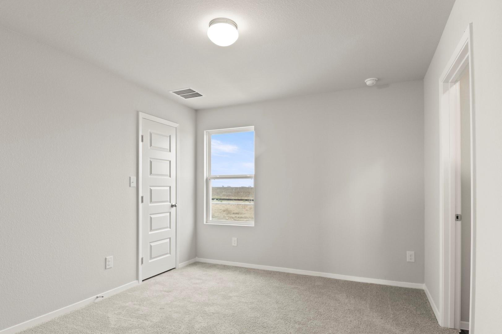 133 Daylily Dr, Elgin, TX 78621