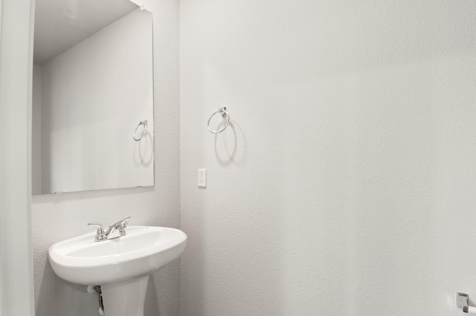 133 Daylily Dr, Elgin, TX 78621