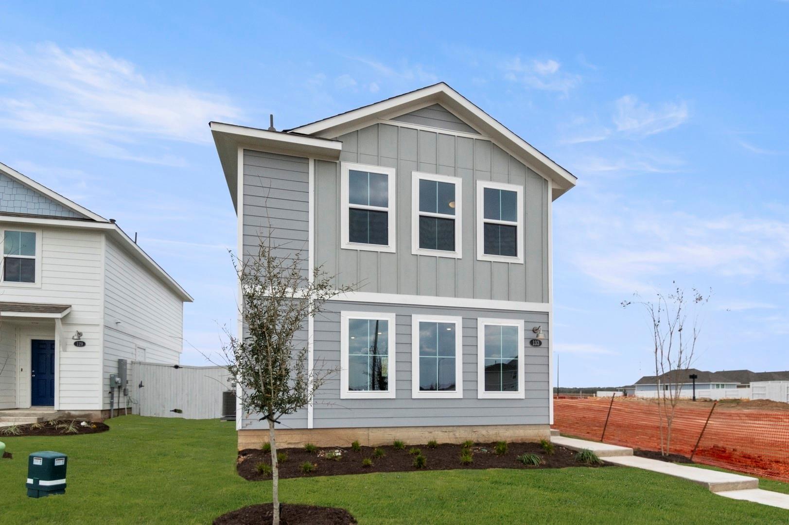 133 Daylily Dr, Elgin, TX 78621