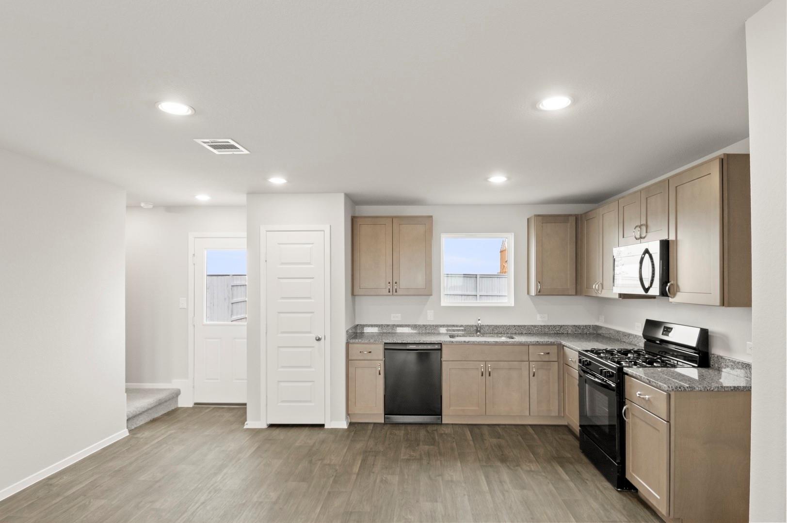 133 Daylily Dr, Elgin, TX 78621