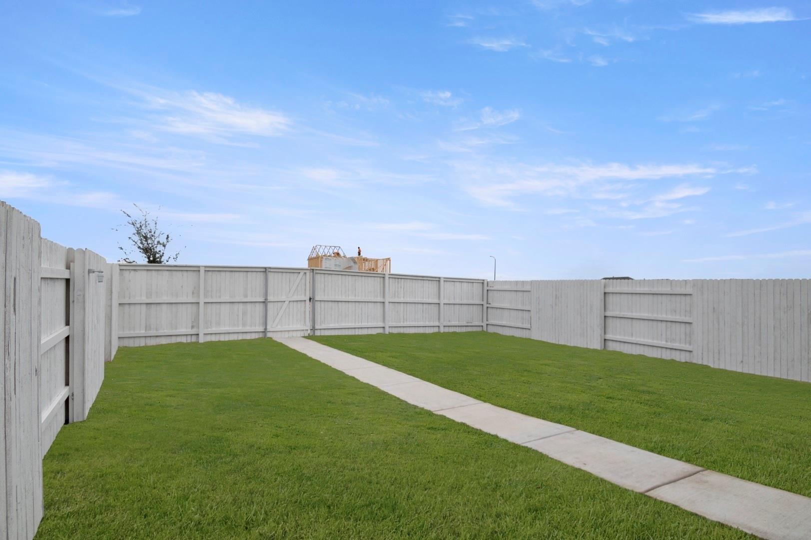 133 Daylily Dr, Elgin, TX 78621