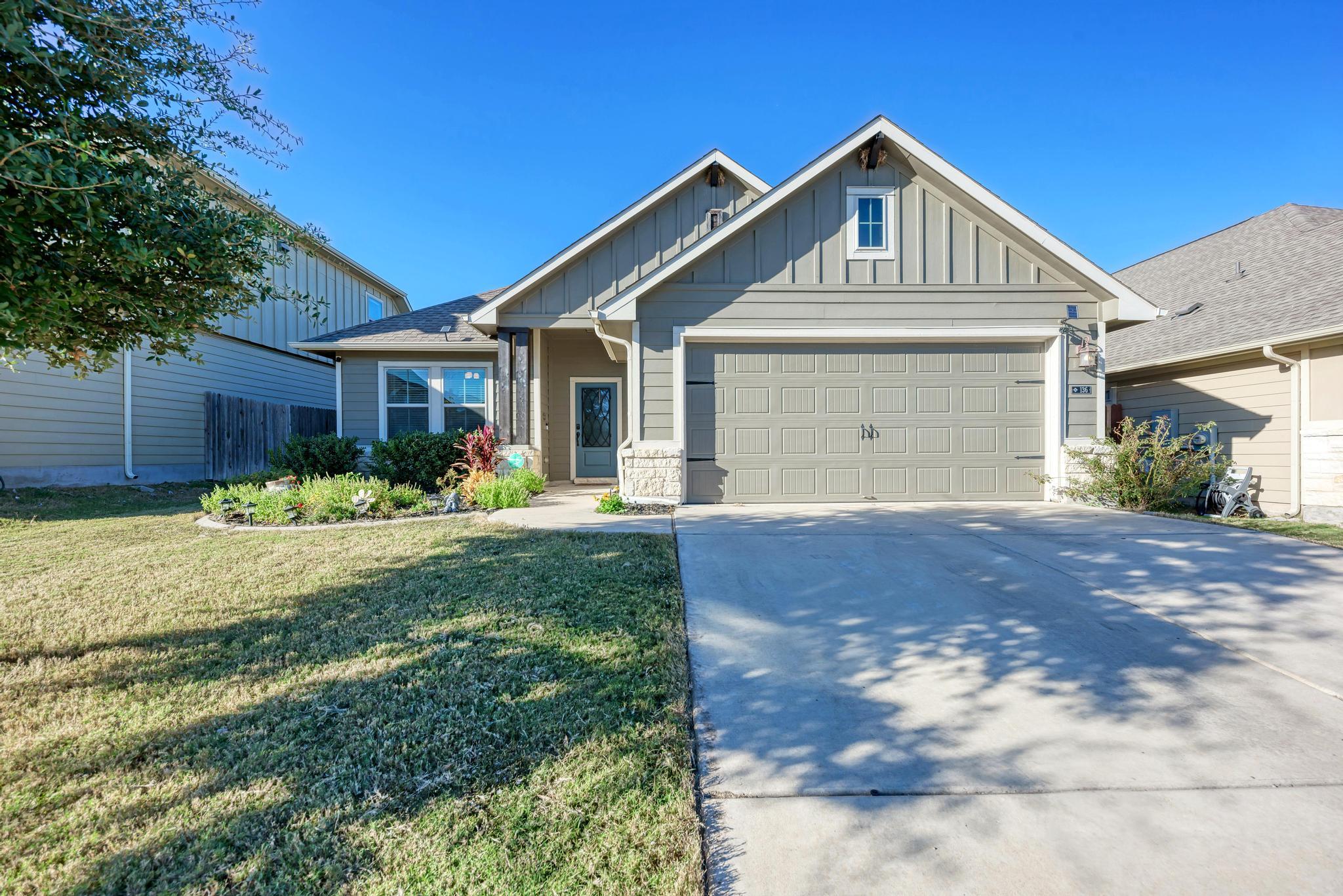 136 Finley St, Hutto, TX 78634