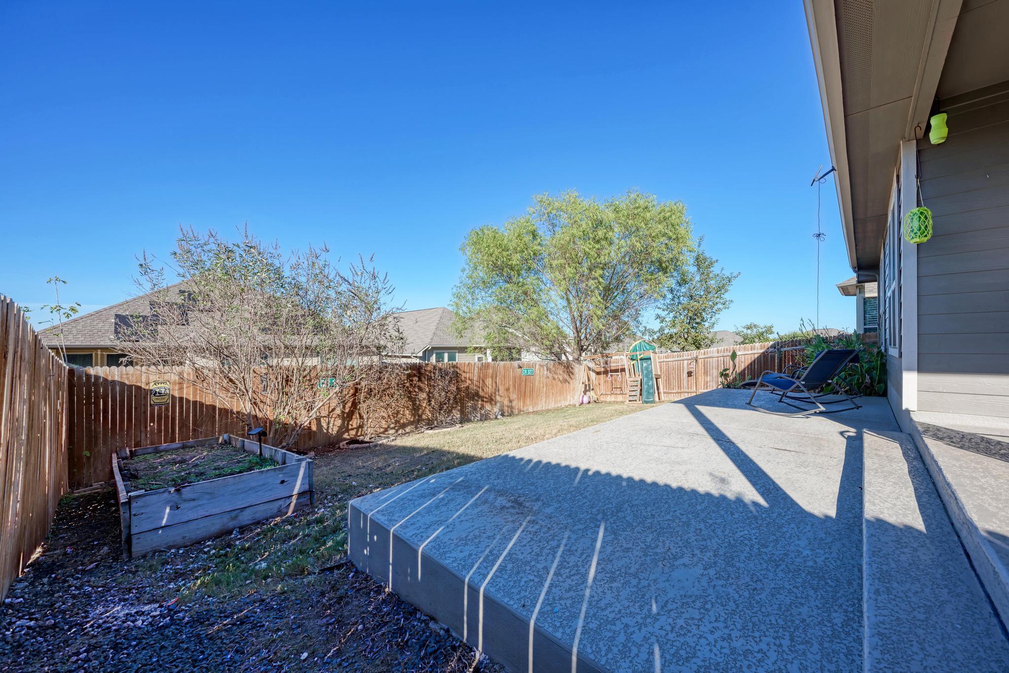 136 Finley St, Hutto, TX 78634